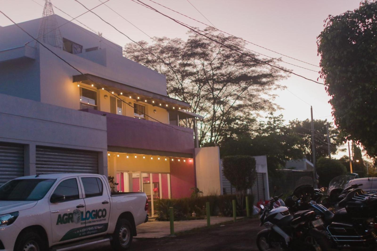 Airport Inn ماناجوا المظهر الخارجي الصورة
