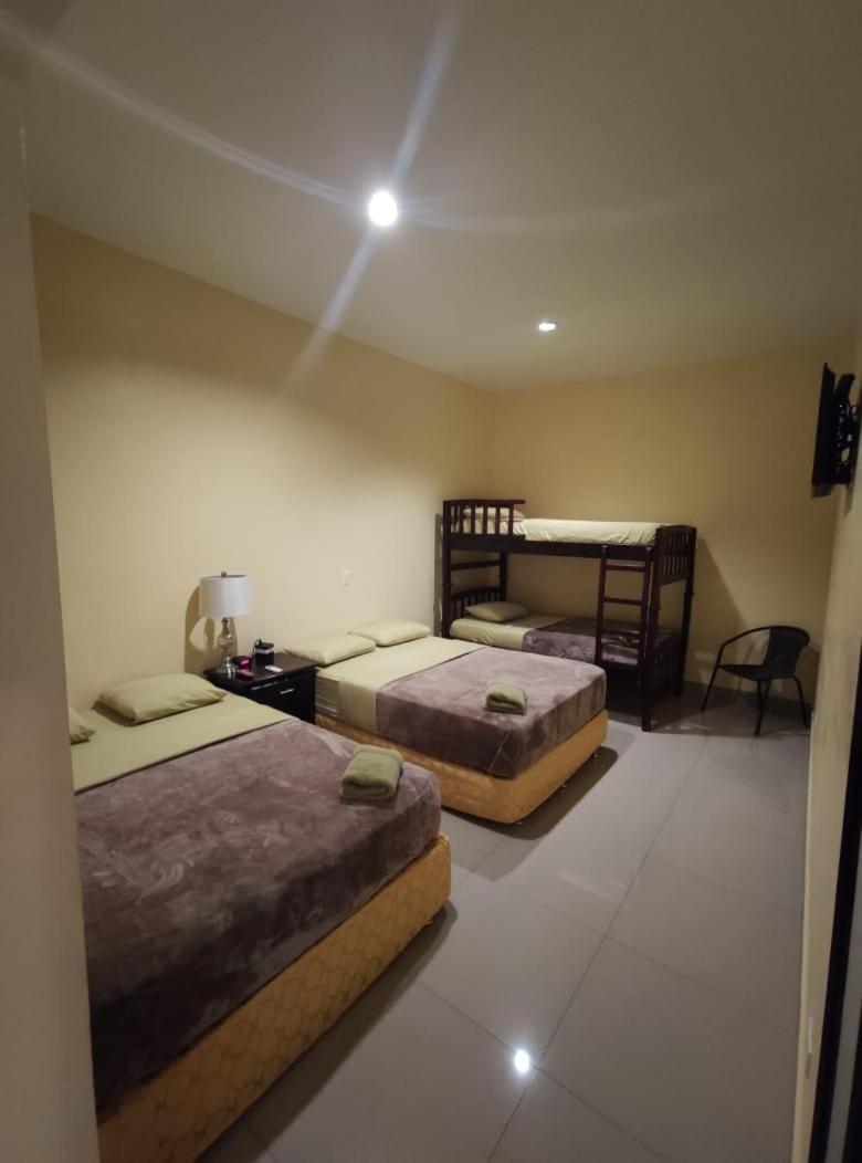 Airport Inn ماناجوا المظهر الخارجي الصورة