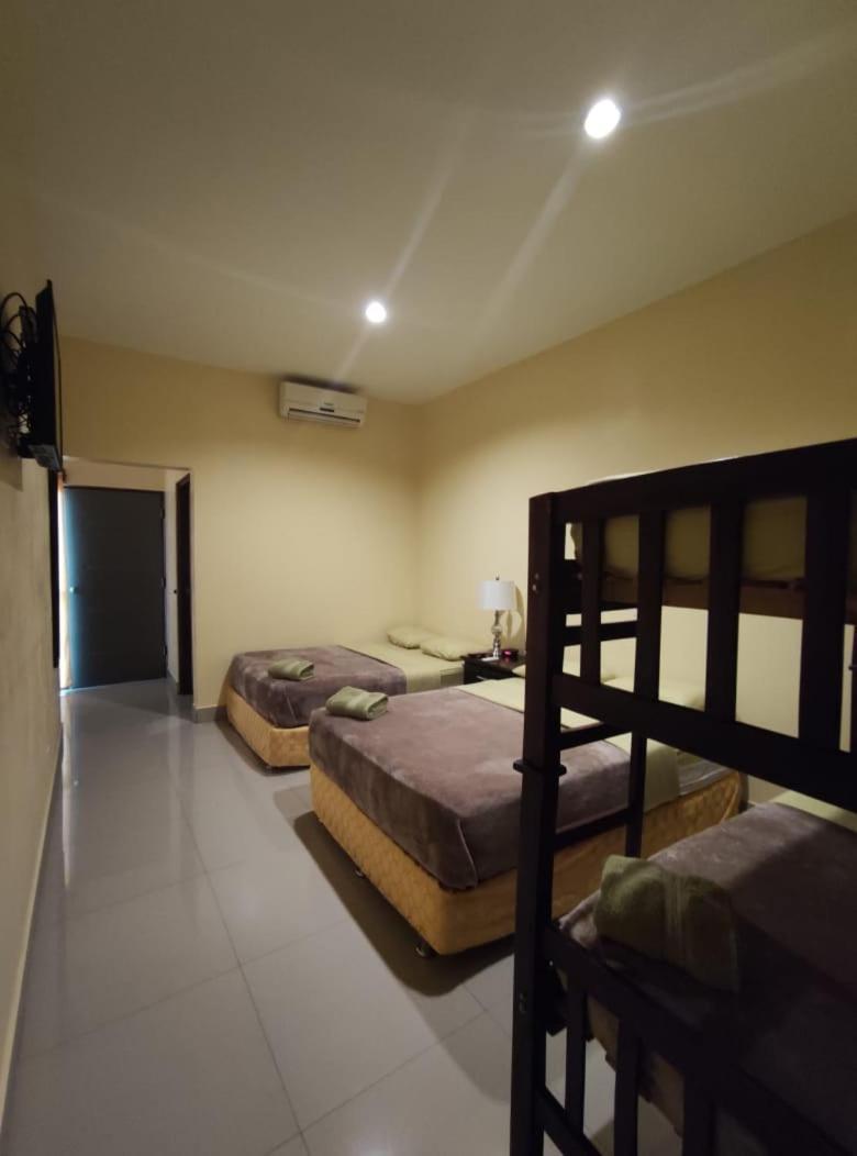 Airport Inn ماناجوا المظهر الخارجي الصورة
